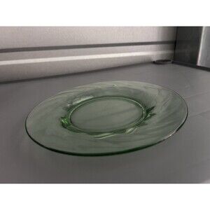 Vintage Green Depression Glass Salad Dessert Plate 7½" Diameter